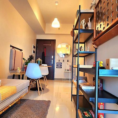 Spacious 7U Homey Unit Steps Away From Uptown Mall And Mitsukoshi Mall Free Parking With Washer Manille Extérieur photo