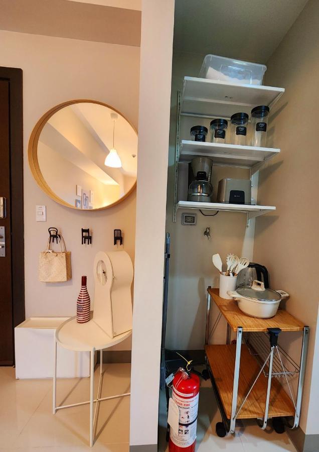 Spacious 7U Homey Unit Steps Away From Uptown Mall And Mitsukoshi Mall Free Parking With Washer Manille Extérieur photo